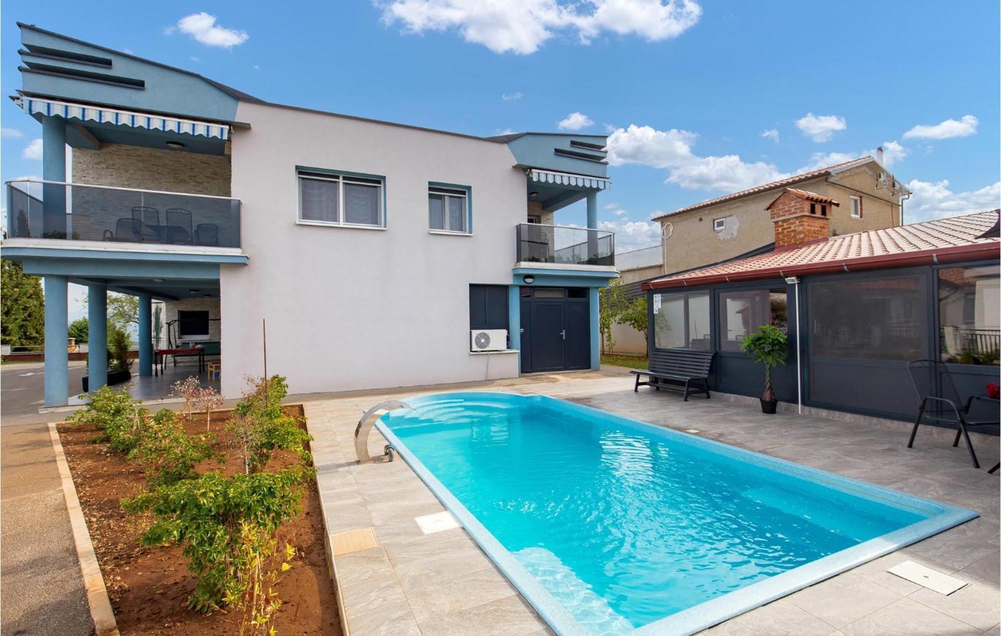 1 Bedroom Beautiful Apartment In Vrh Vrh (Krk) Exterior foto
